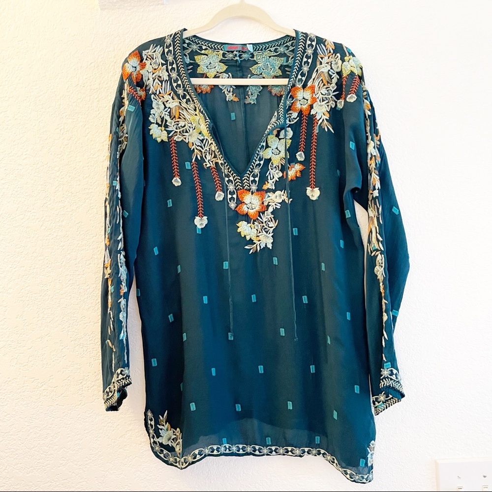 JOHNNY WAS TUNIC EMBROIDERED longsleeve